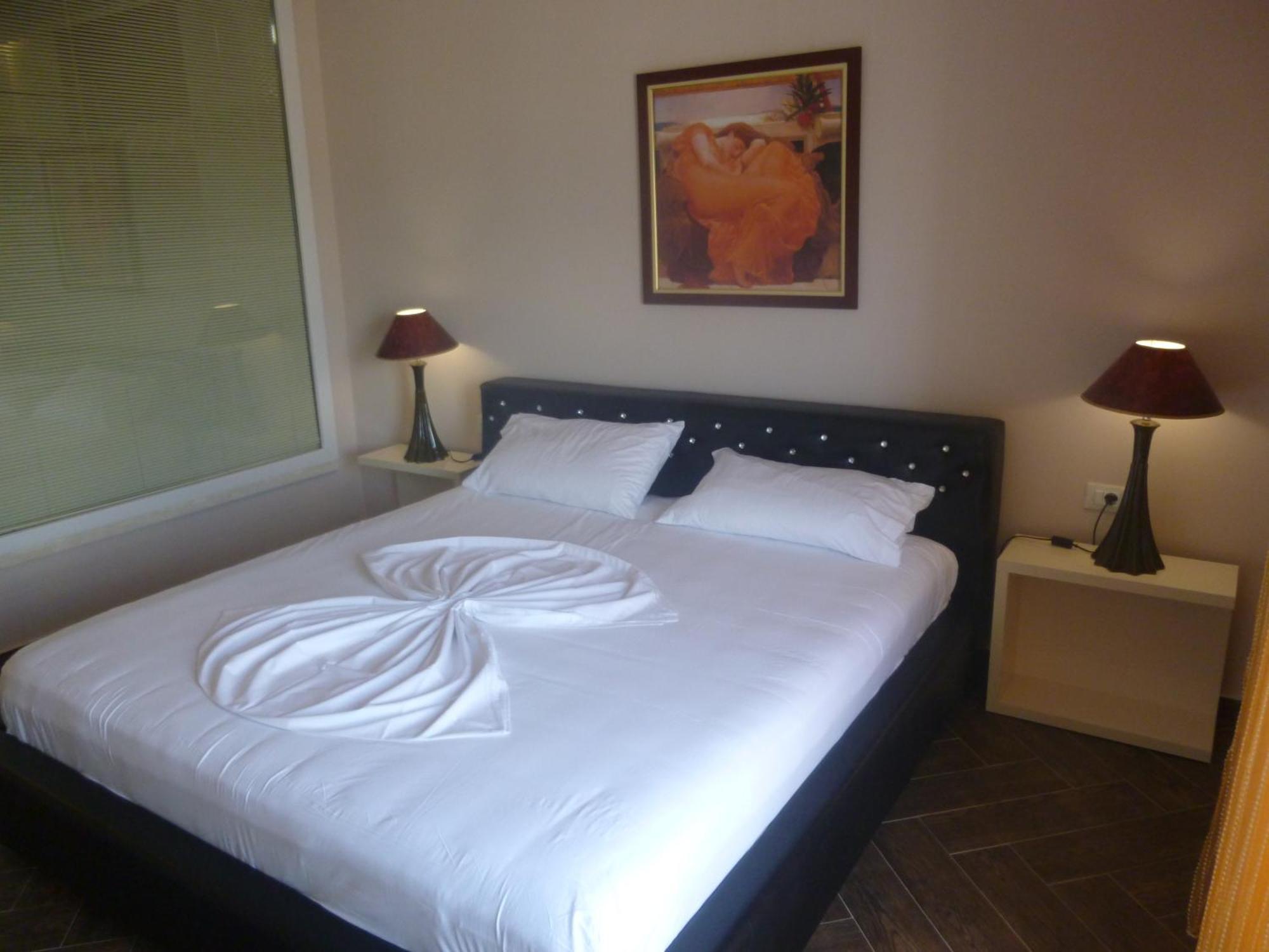 Villamaria Hotel Zvernec Екстер'єр фото